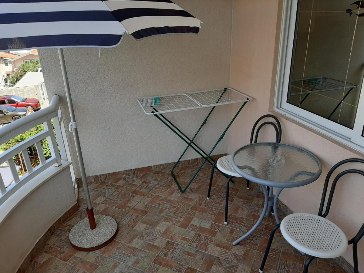 Apartments Kovac Makarska Exterior photo